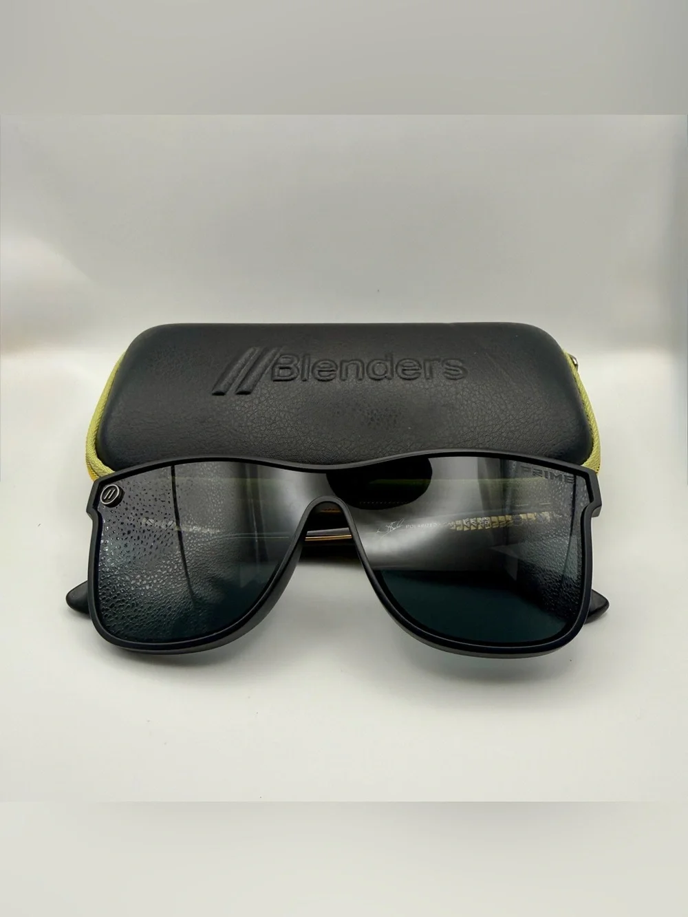 Men's Square Black Sunglasses with Dark Green Lenses